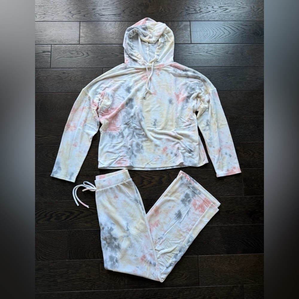 Tie dye lounge set
